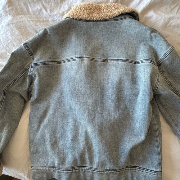 Faherty Women’s Denim Sherpa Jacket - Size Medium - Picture 7 of 7